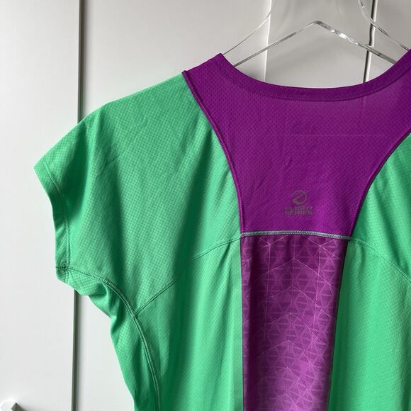 The North Face Flight Series Surreal Green V Neck SS Shirt medium - Picture 9 of 11